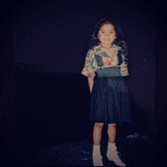 Meet your Posher, Desiree - Picture 1 of 1